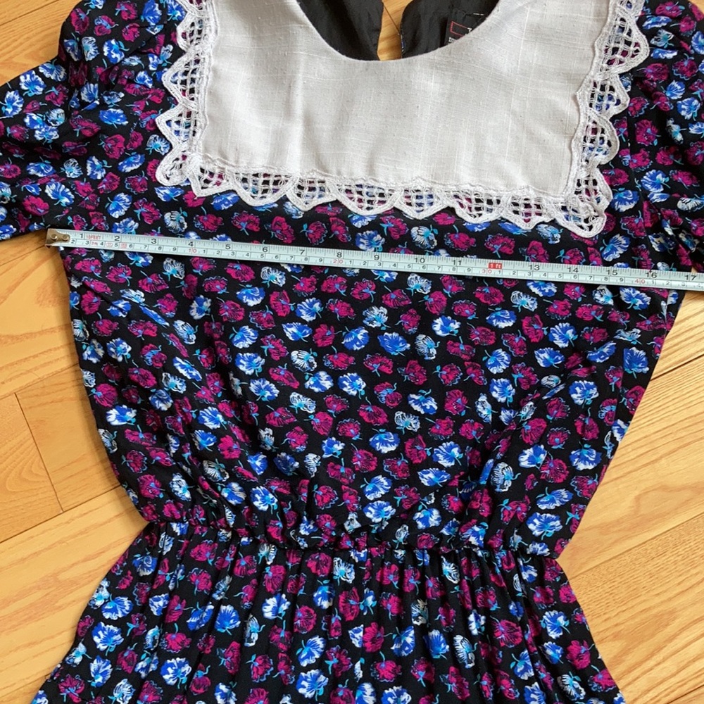 Vintage J.S.J. Flower Dress - Picture 5 of 16